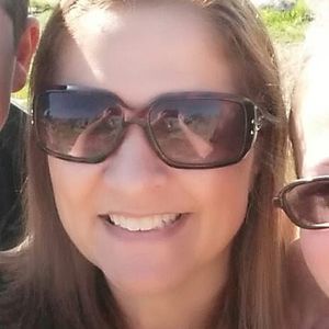 Meet your Posher, Ronni